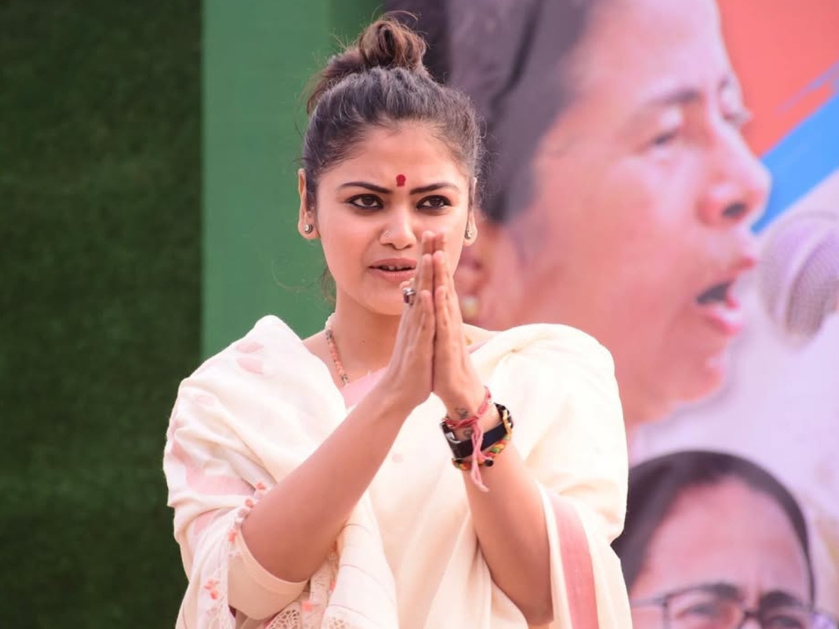 Sayani ghosh - Photo Gallery