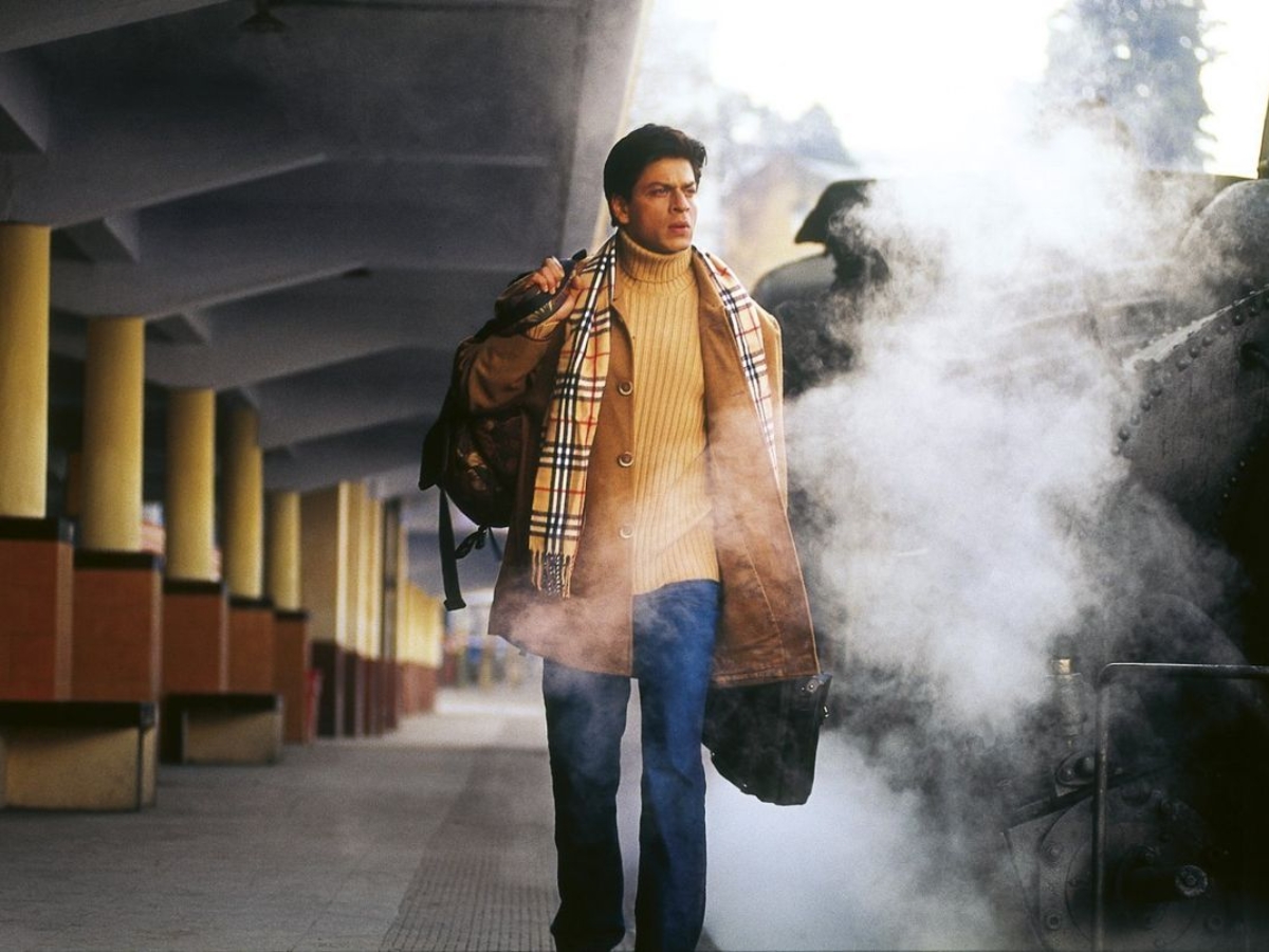 Became Romantic Hero - Photo Gallery