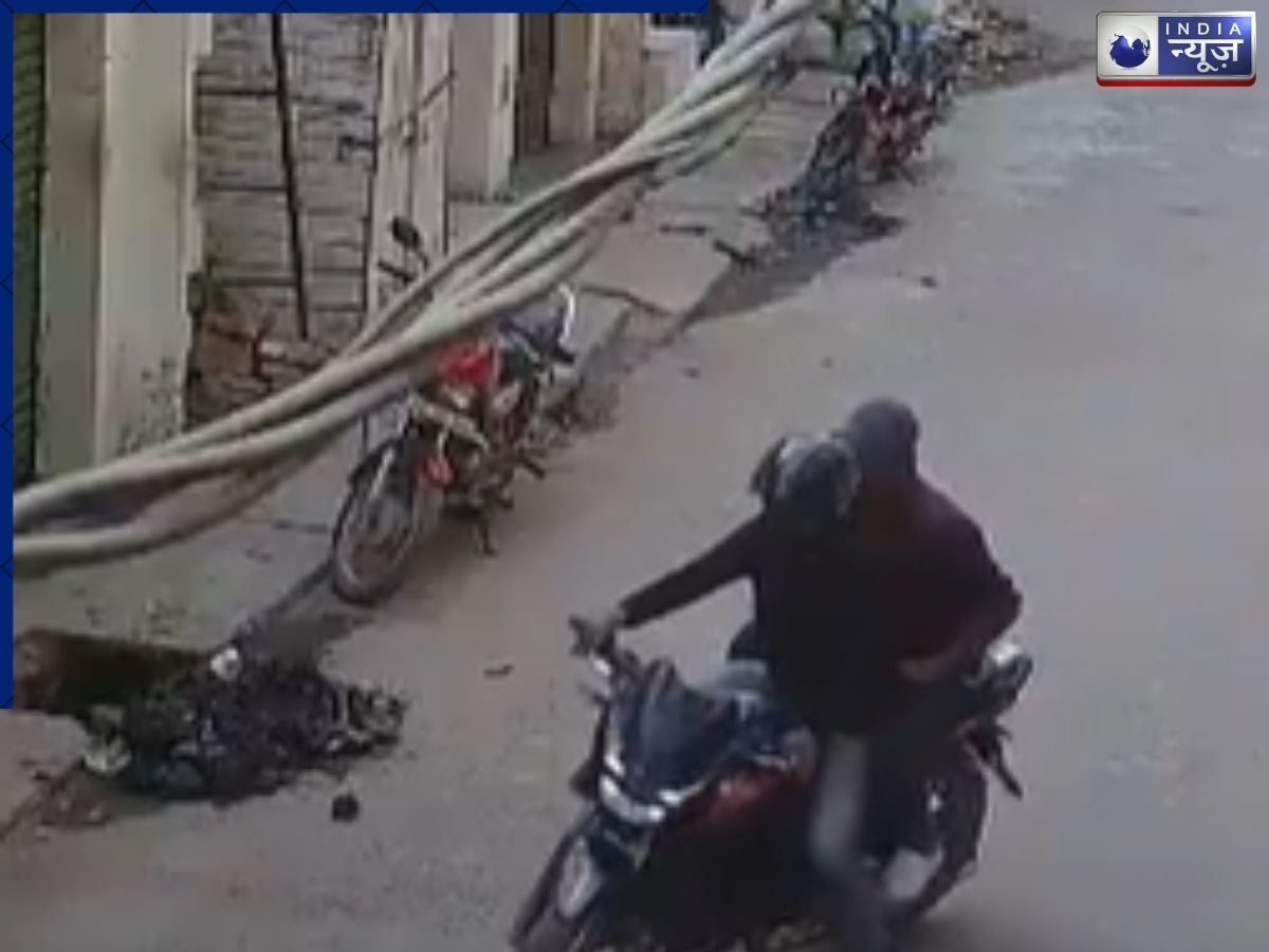 डॉक्टर बनकर रहने वाला निकला चेन स्नैचरों का सरगना, तेजस्वी यादव के पोस्ट के बाद पुलिस ने किया गिरफ्तार