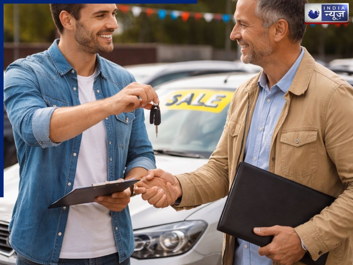 कितने साल पुरानी होनी चाहिए सेकेंड हैंड कार? कितने किलोमीटर चली हो, लेने से पहले जरूर चेक करें ये चीजें
