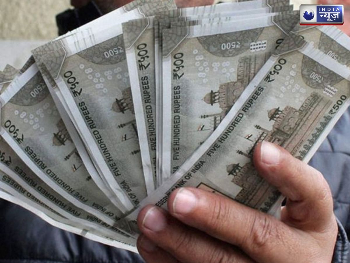 यूपी में बढ़ गई श्रमिकों की सैलरी, जानिये किस जिले में मिलेगा सबसे ज्यादा वेतनमान - Photo Gallery