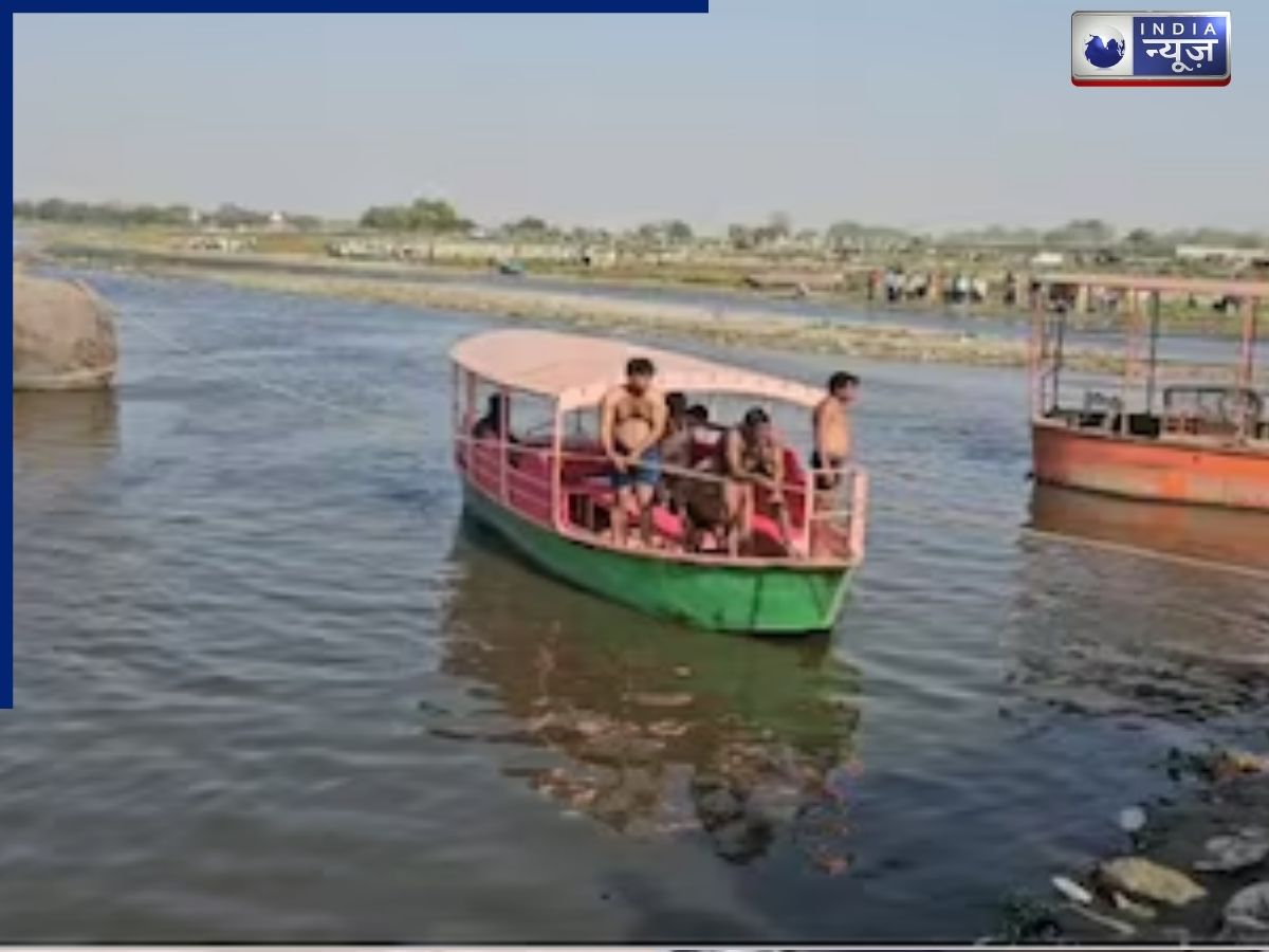 Vrindavan Boat Accident: वृंदावन में बड़ा हादसा, यमुना में पलटी श्रद्धालुओं से भरी नाव, 6 लोगों की मौत - Photo Gallery