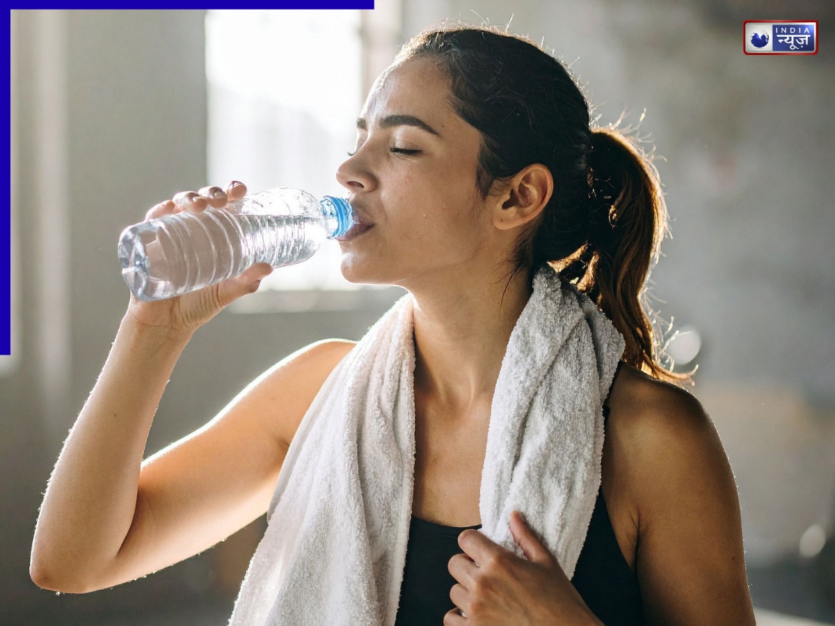 Water vs Moisturizer: पानी की जगह क्रीम से ज्यादा हाइड्रेशन? वायरल पोस्ट में हुआ चौंकाने वाला दावा