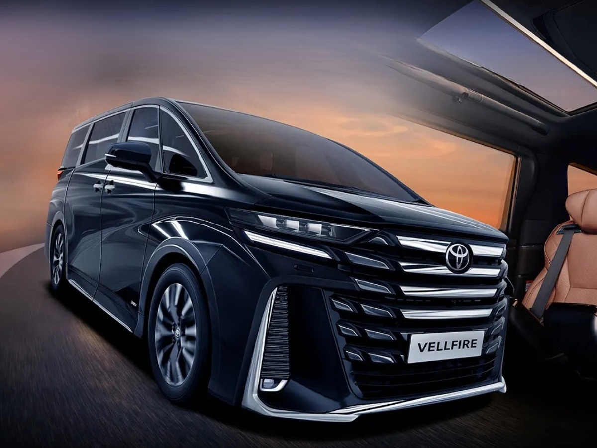 Toyota Vellfire - Photo Gallery