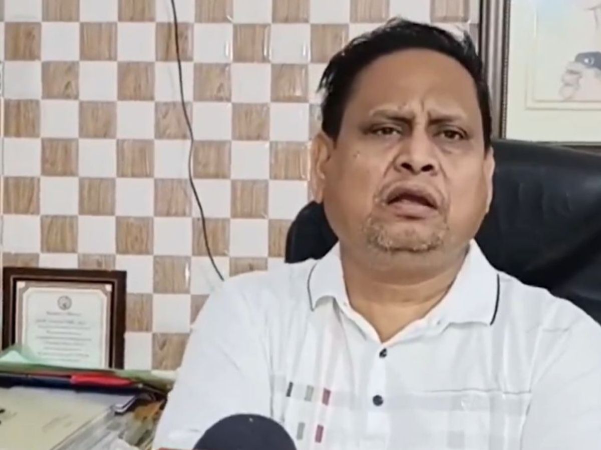 Which parties was Humayun Kabir associated with - Photo Gallery