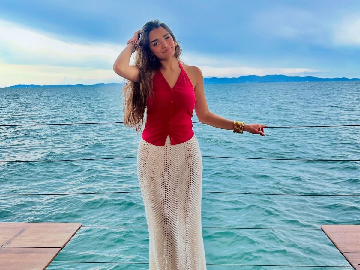 Who is mehak dhingra - Photo Gallery