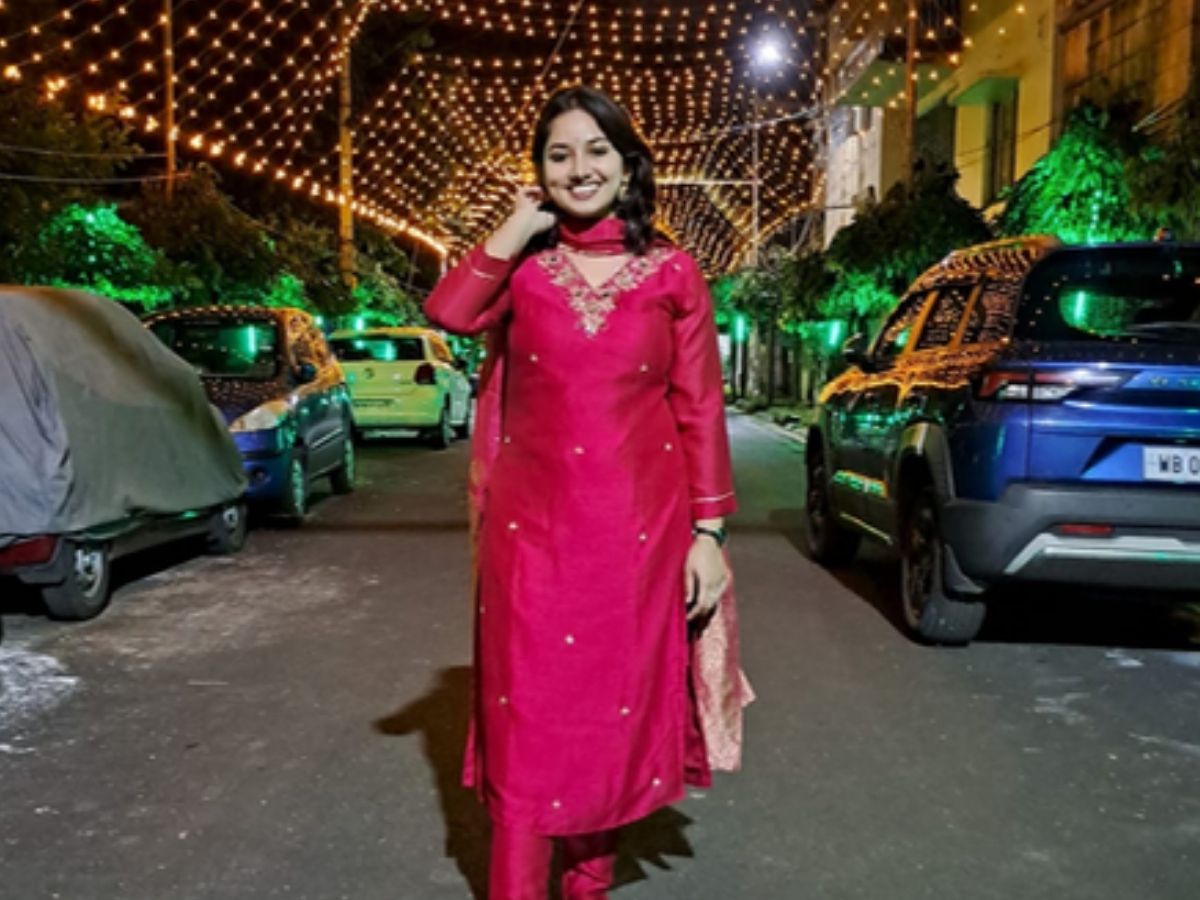 Who will be the opponent in Sonarpur South - Photo Gallery