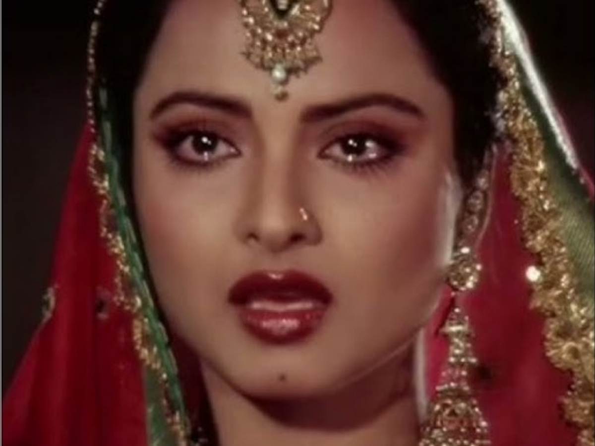 ye kya jagah hai dosto - Photo Gallery