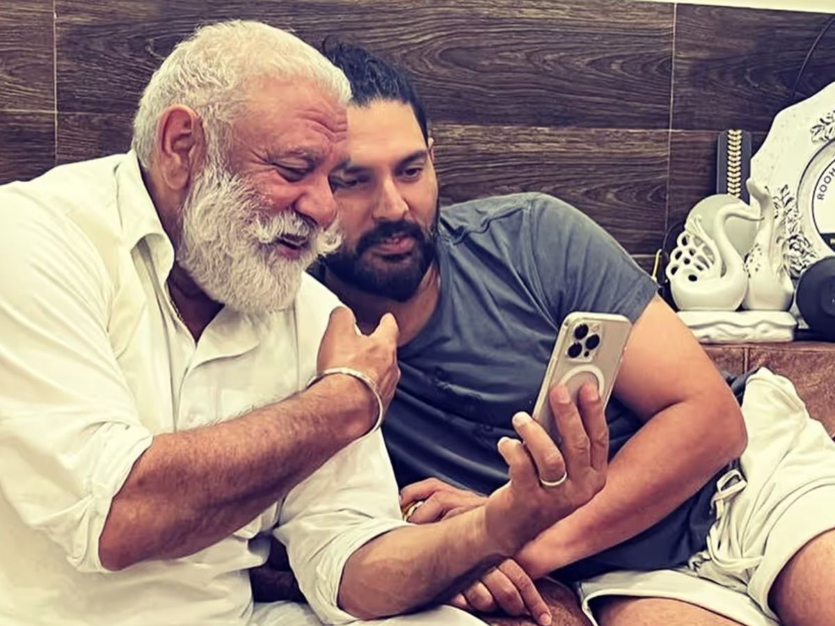 yuvraj always distanced himself from his father's statement - Photo Gallery
