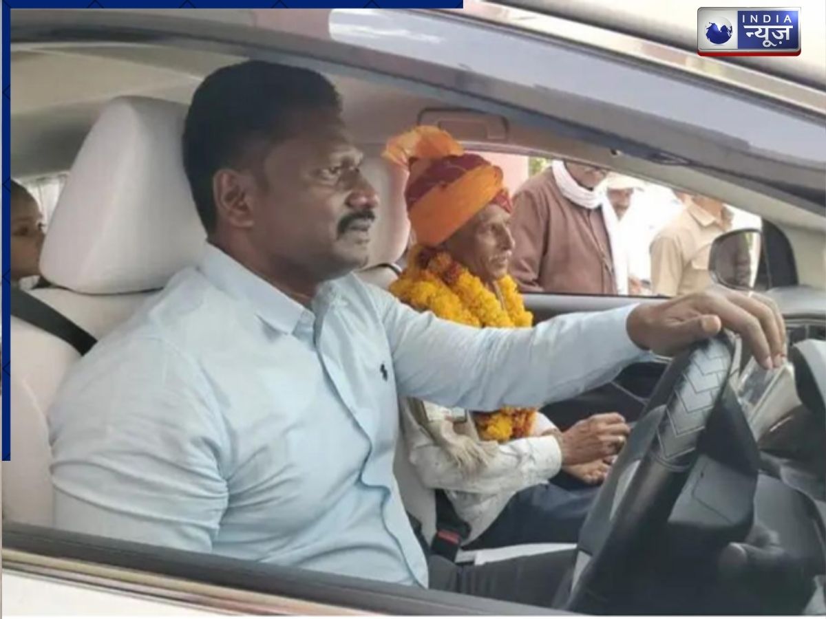 MP: राजगढ़ में देखी मानवता और सम्मान की मिसाल, जिला पंचायत CEO ने खुद गाड़ी चलाकर सेवानिवृत्त ड्राइवर को घर पहुंचाया
