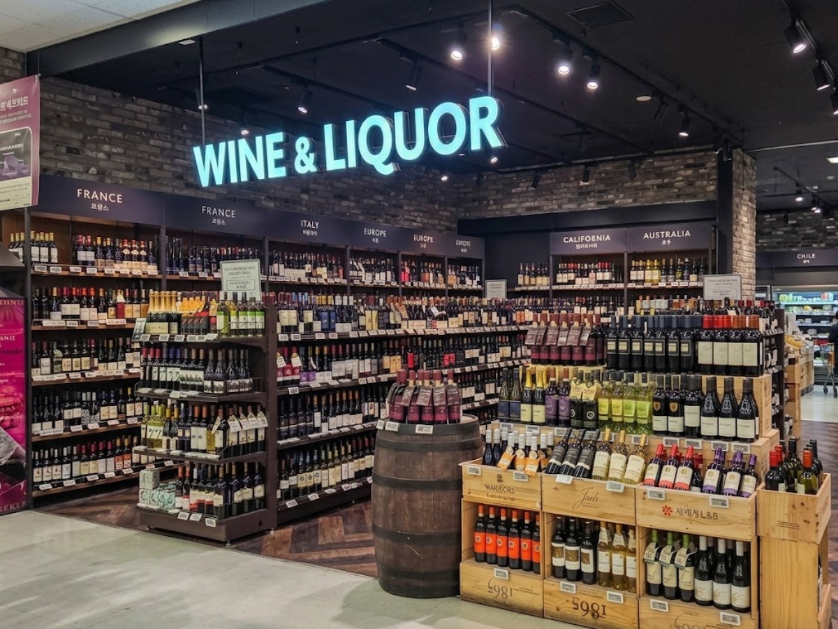 who can open liquor shop - Photo Gallery