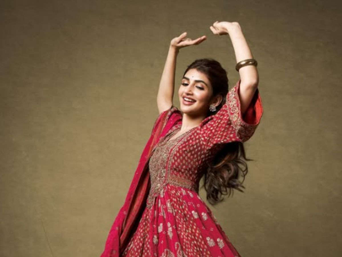 Classical Dance Background - Photo Gallery