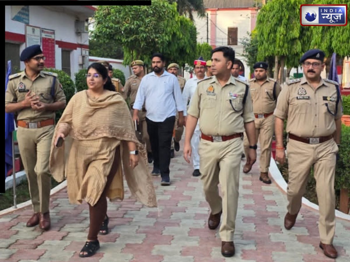 Raebareli News: रायबरेली में डीएम-एसपी की रेड से जेल में खलबली, बैरकों की तलाशी और खाने का लिया ‘टेस्ट’