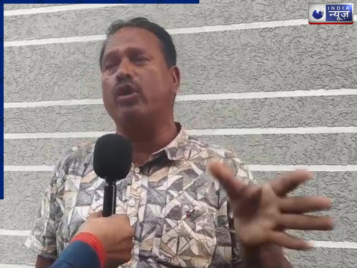 साहब, कॉल डिटेल निकलवा लो… छापे की सूचना पर किसान की SDM को दो टूक, सोशल मीडिया सुरक्षा और जांच की मांग!