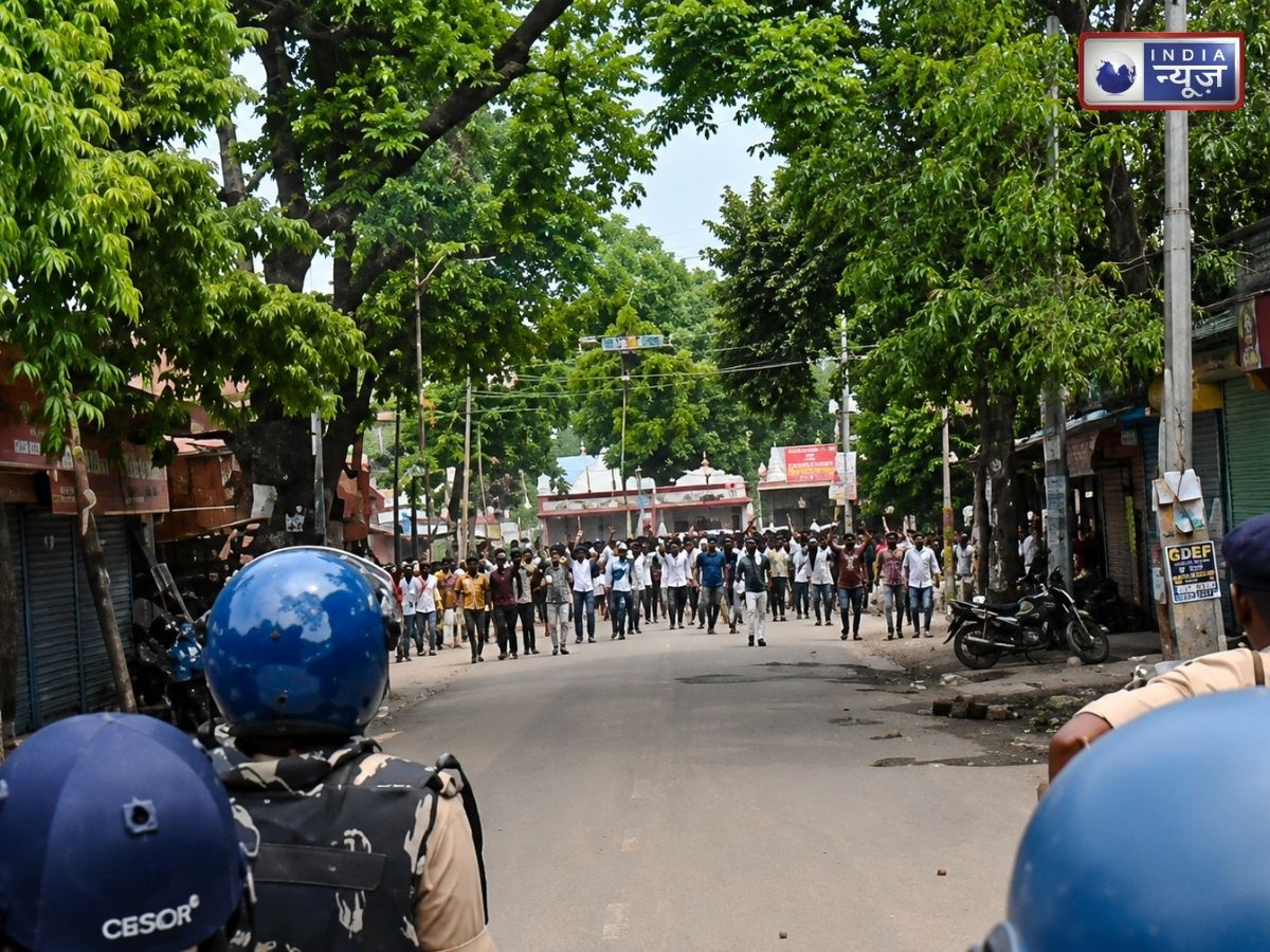 बिहार बंद के दौरान कई जिलों में हुई हिंसक झड़प, कहीं हुई पत्थरबाजी तो कहीं पुलिस ने किया लाठीचार्ज