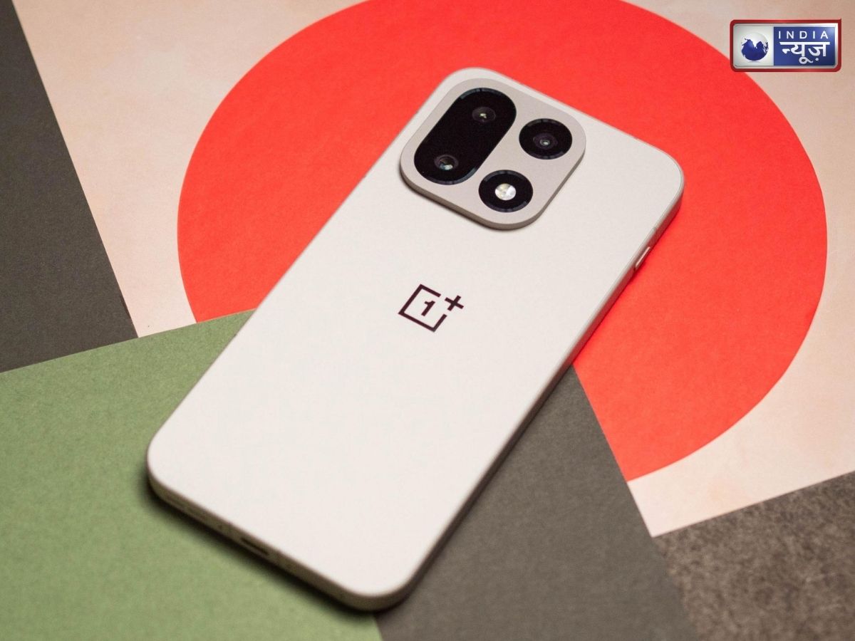 OnePlus 16 Leaks: लीक हुए दमदार फीचर्स, 200MP पेरिस्कोप कैमरा और AI बटन के साथ इस महीने देगा दस्तक