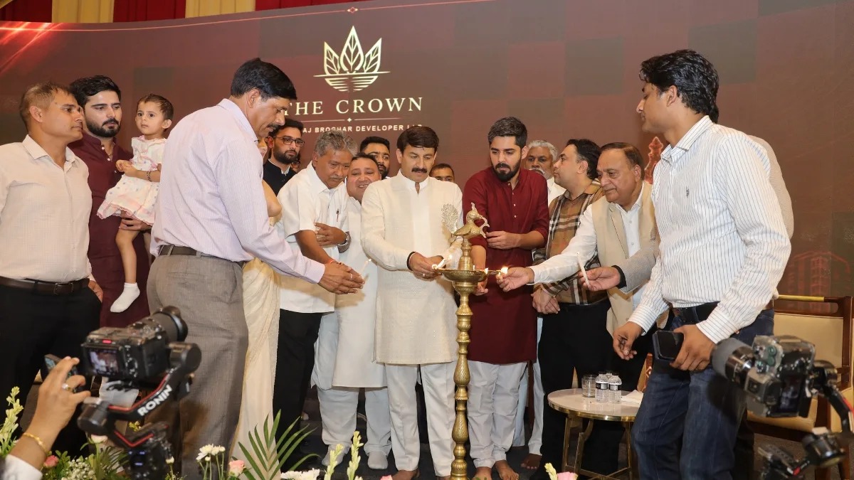 अधिराज ब्रोगहर डेवलपर LLP के ‘द क्राउन’ का भूमि पूजन संपन्न; सांसद मनोज तिवारी रहे मुख्य अतिथि