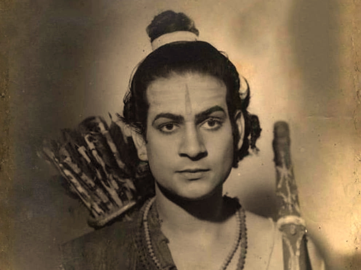 Mahatma Gandhi watched film - Photo Gallery