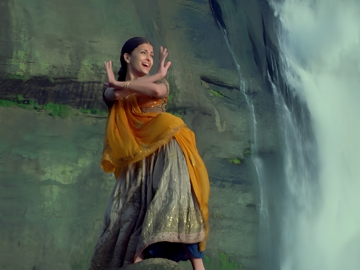 barso re megha megha - Photo Gallery