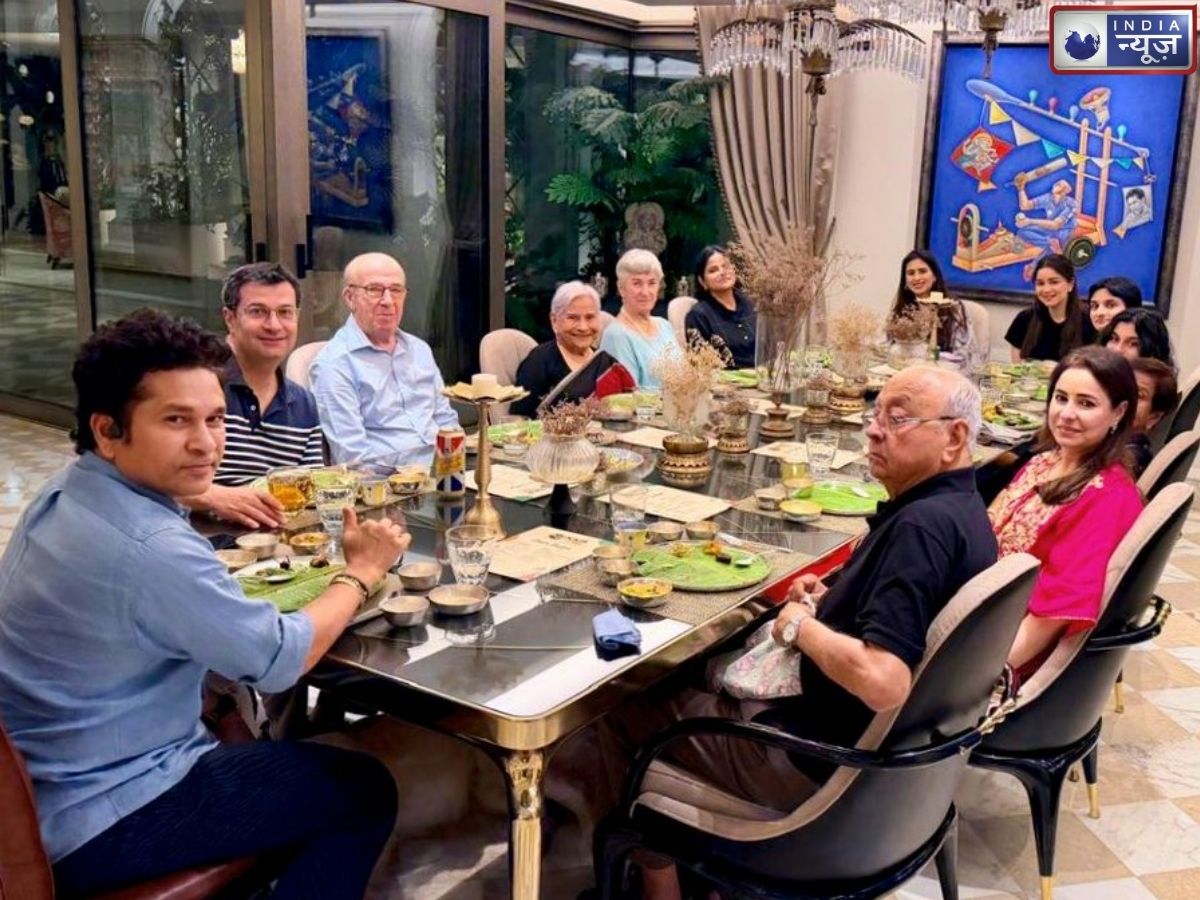 सचिन तेंदुलकर ने परिवार संग मनाया ओणम, लेकिन टेबल के नीचे छिपे ‘बाउंसर’ ने चुरा ली महफिल