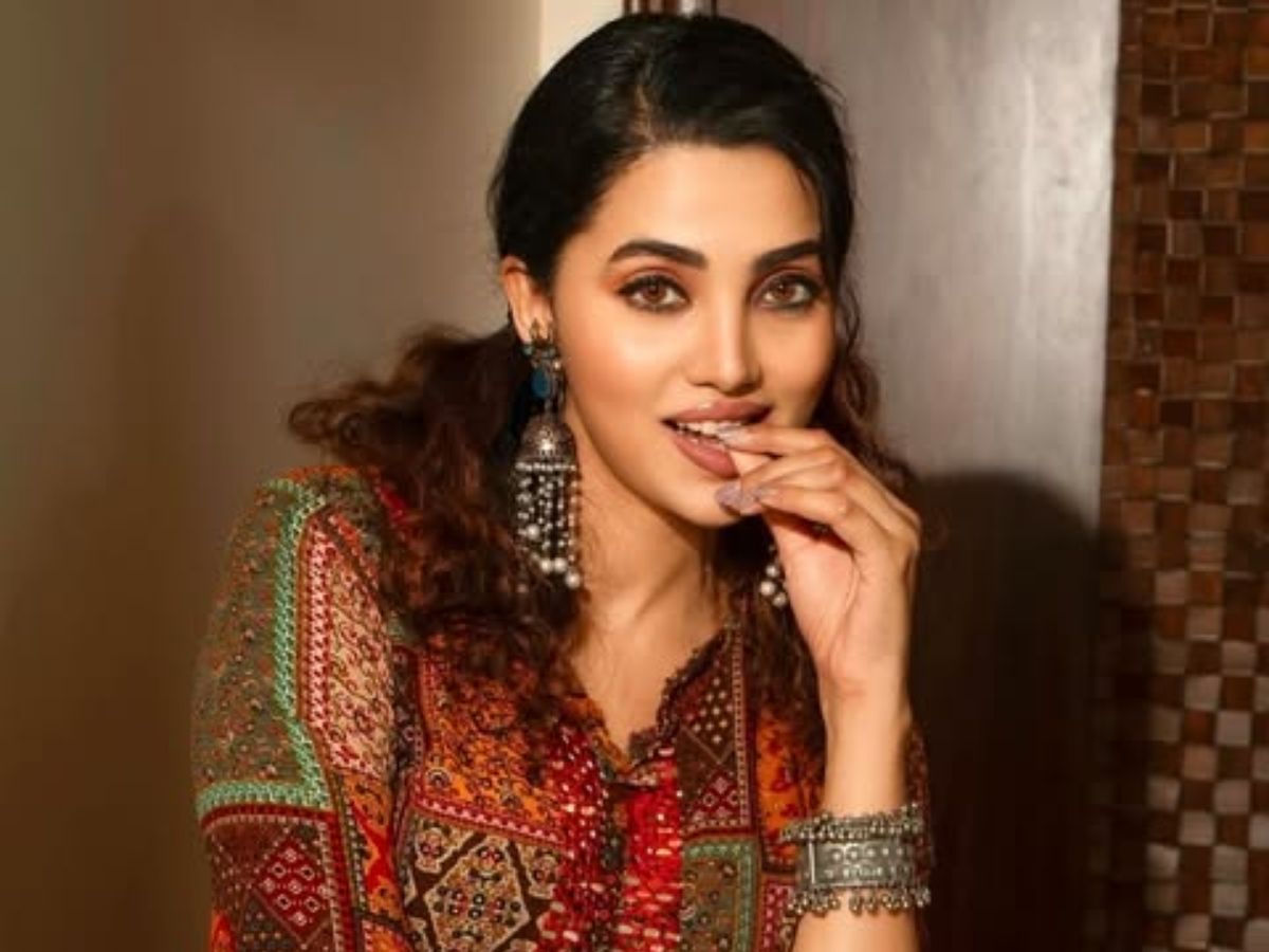Ananya Raj Career - Photo Gallery