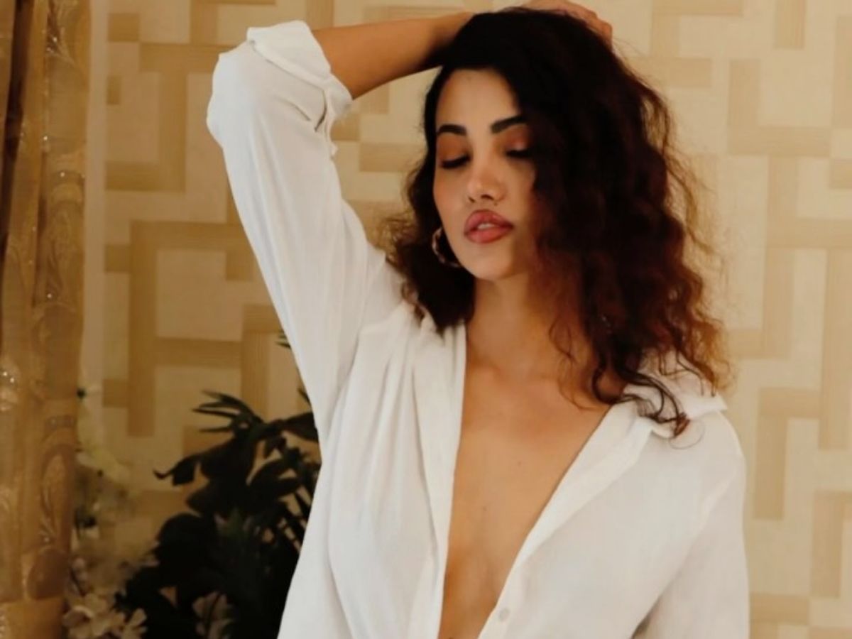 Who Is Ananya Raj - Photo Gallery