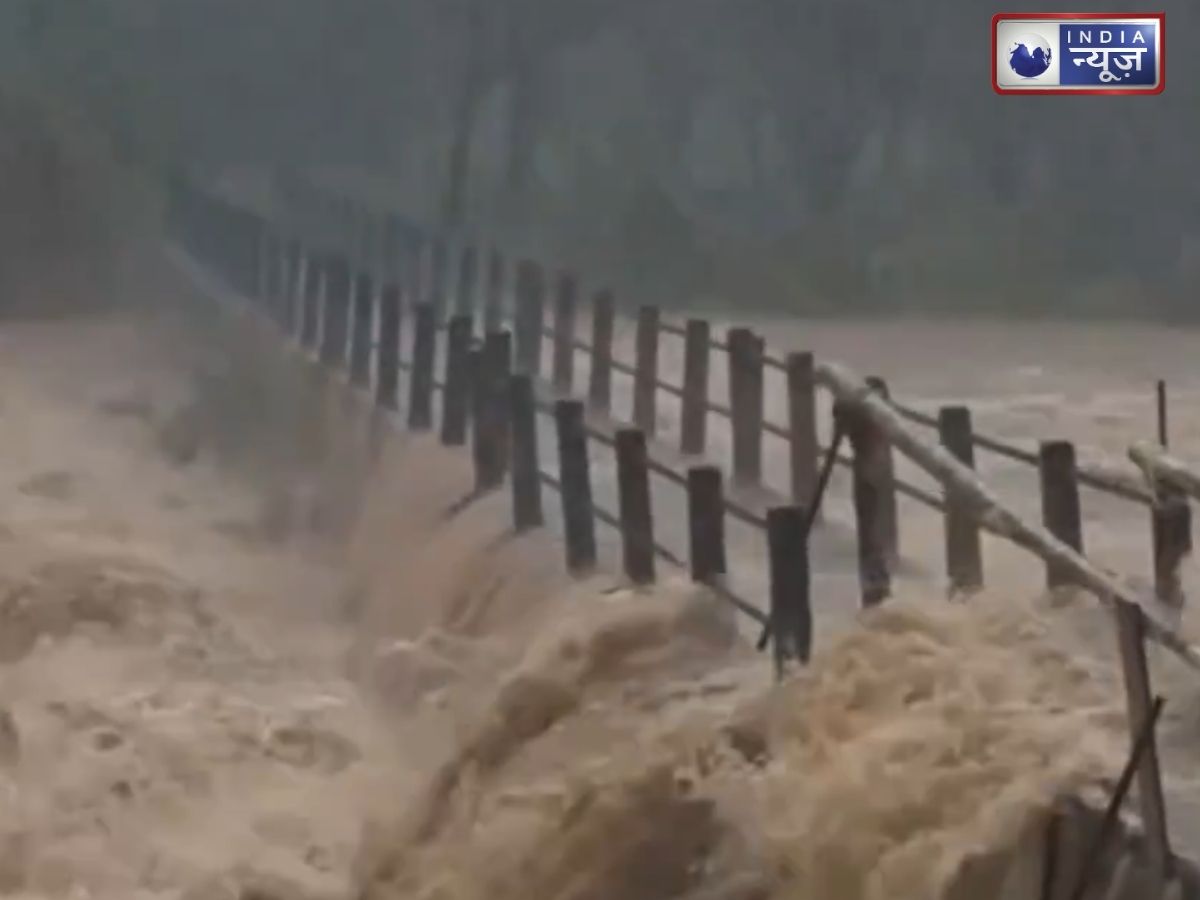 केरल में भारी बारिश के बाद बाढ़ ने लिया विकराल रूप, मुख्यमंत्री वीडी सतीशन ने की 8 लोगों की मौत की पुष्टि