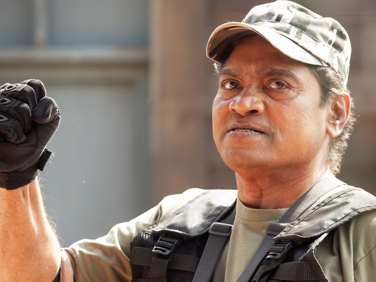 Sold pens on the streets of Mumbai - Photo Gallery