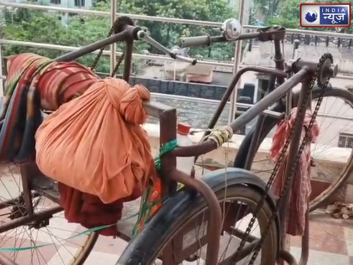 टूटी टांग, जेब में पैसे नहीं… फिर भी नहीं मानी हार, 73 साल के बुजुर्ग ट्राइसाइकिल से 150 KM चलकर अस्पताल पहुंचे