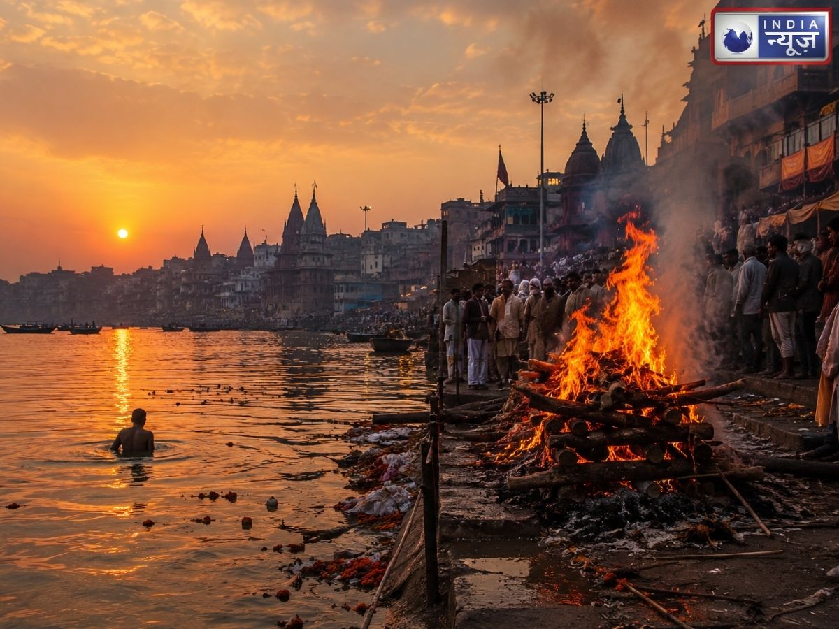 सूर्यास्त के बाद क्यों नहीं किया जाता अंतिम संस्कार? गरुड़ पुराण में बताए गए नियम और इसके पीछे की धार्मिक मान्यता
