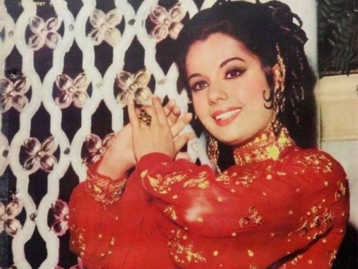 Mumtaz raises her voice for Shatrughan Sinha - Photo Gallery