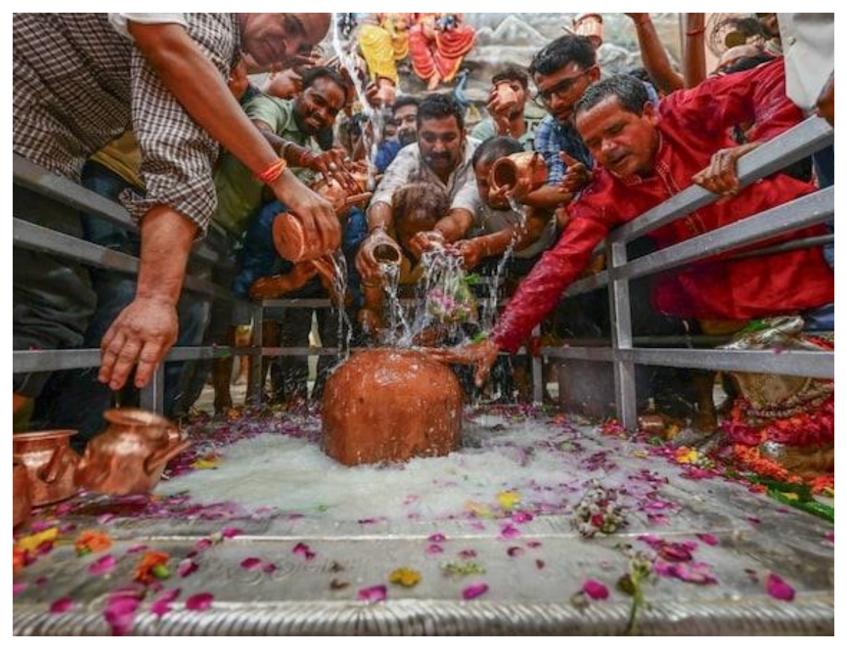 Lakshmaneshwar Mahadev, a Shivalinga with one lakh holes in Chhattisgarh - Photo Gallery