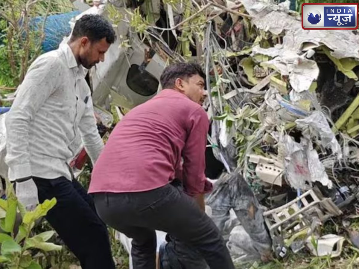 Kanpur Plane Crash: कानपुर में प्रशिक्षण विमान दुर्घटना में 2 पायलटों की मौत, जानें पूरा मामला