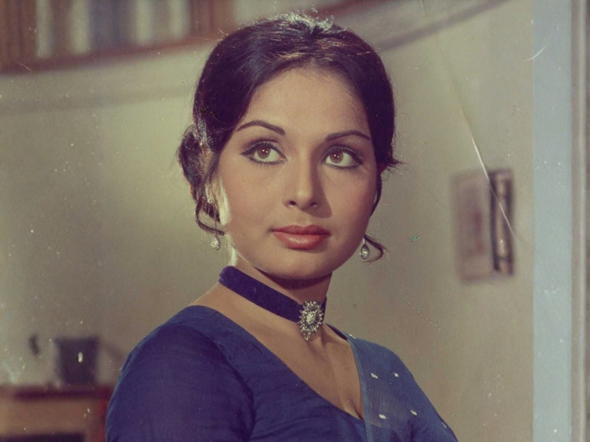 where is rakhee gulzar - Photo Gallery