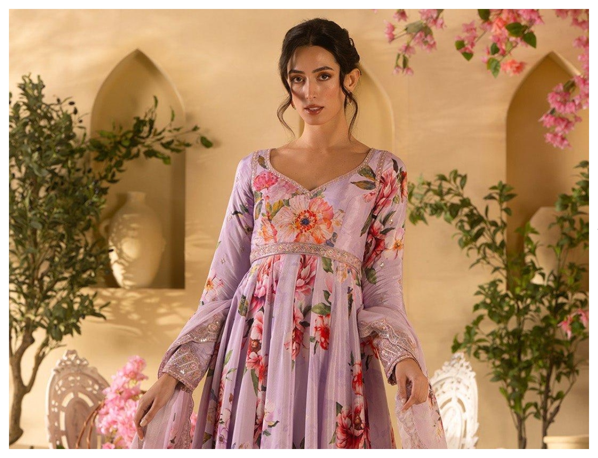 Floral Anarkali will give you a royal festive look - Photo Gallery