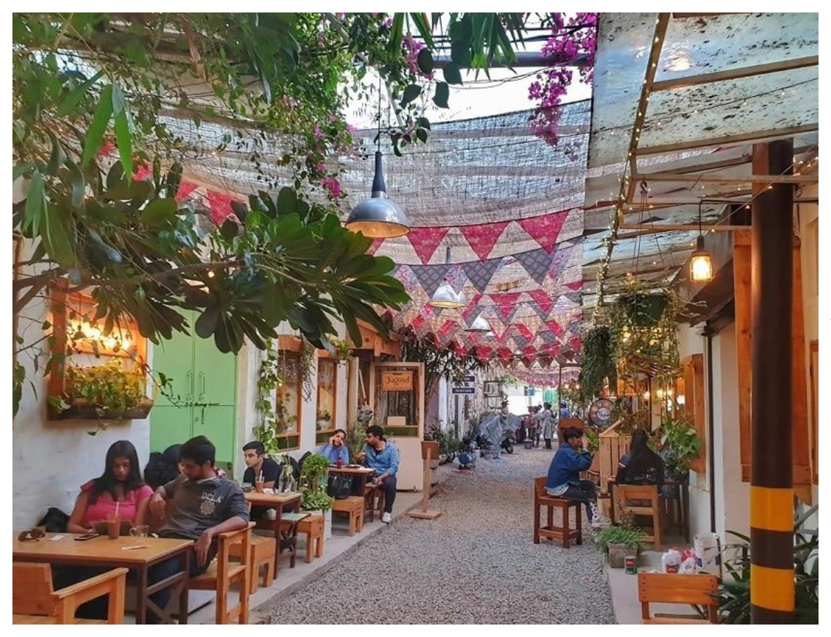 Have lunch or dinner at your sister's favorite cafe - Photo Gallery