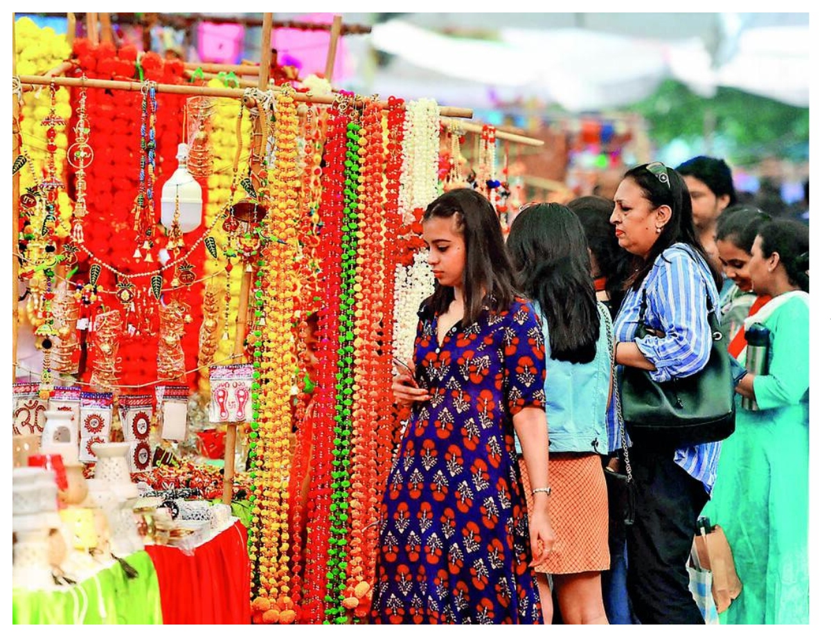 If you like shopping, take a trip to Dilli Haat - Photo Gallery