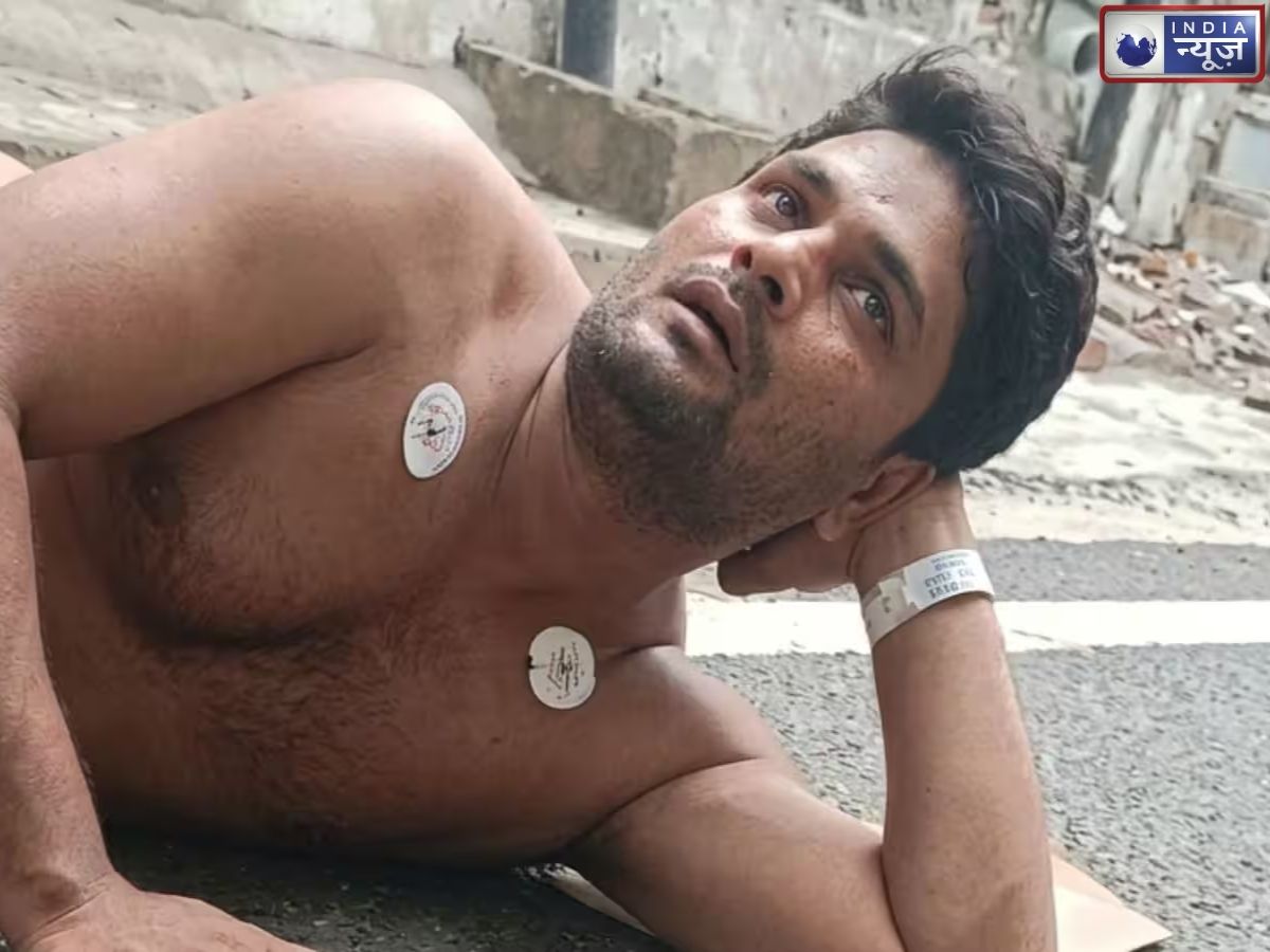 कुत्ते के काटने को किया नजरअंदाज, 3 महीने बाद अस्पताल ले जाने के लिए लोगों ने बांधे हाथ, रास्ते में मौत