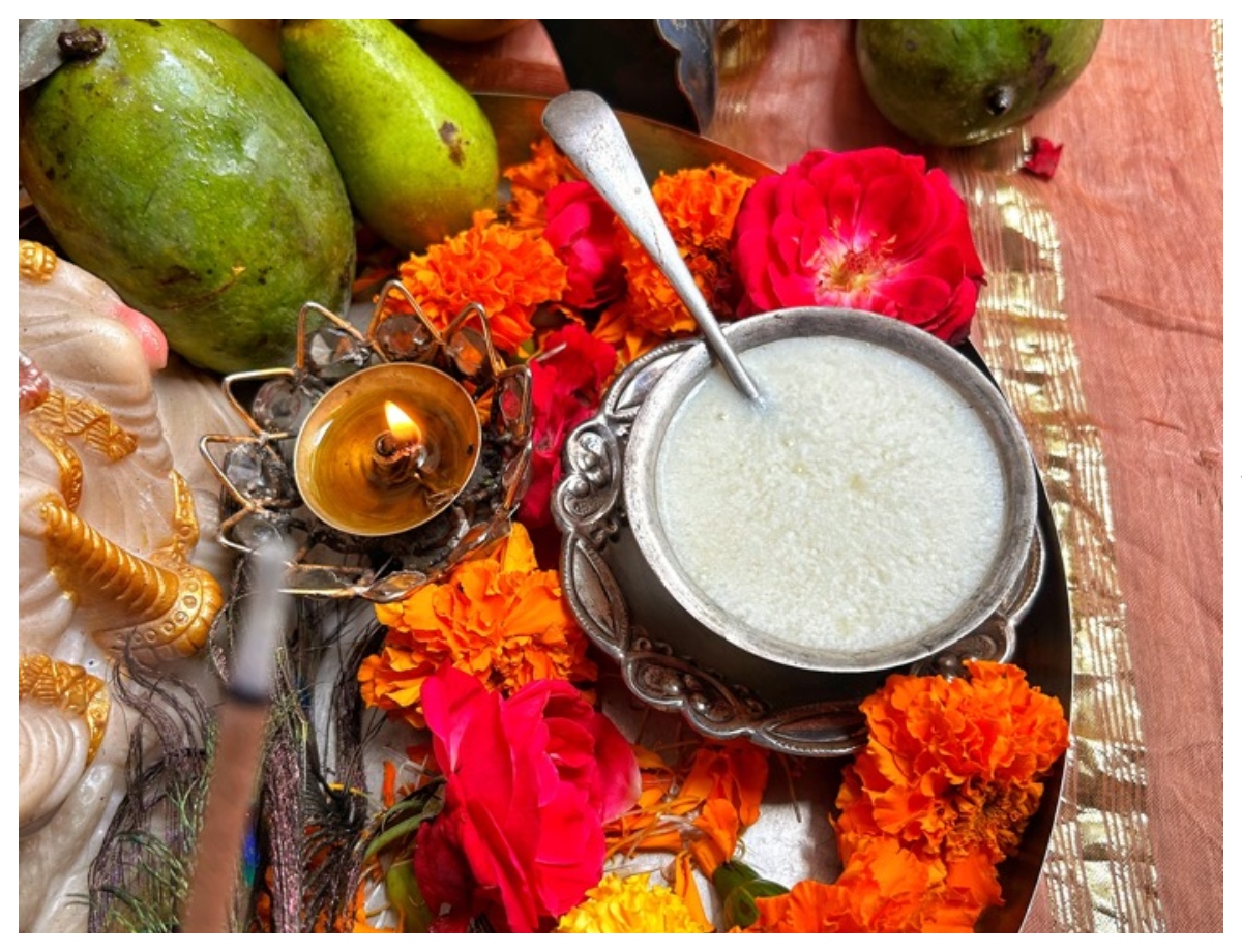 Keep seasonal fruits and Panchamrit - Photo Gallery