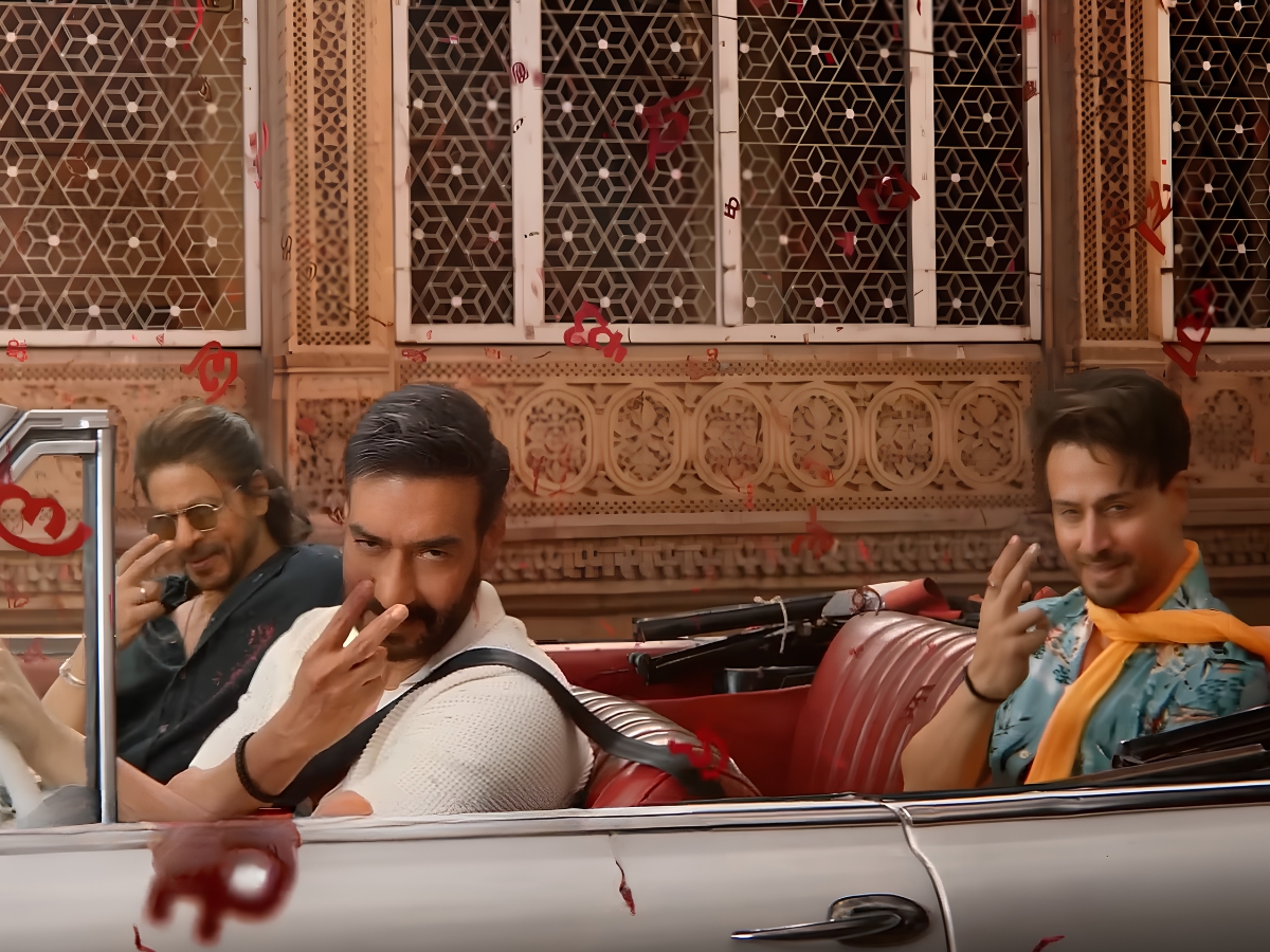 Shahrukh Khan, Ajay Devgn and Tiger Shroff - Photo Gallery
