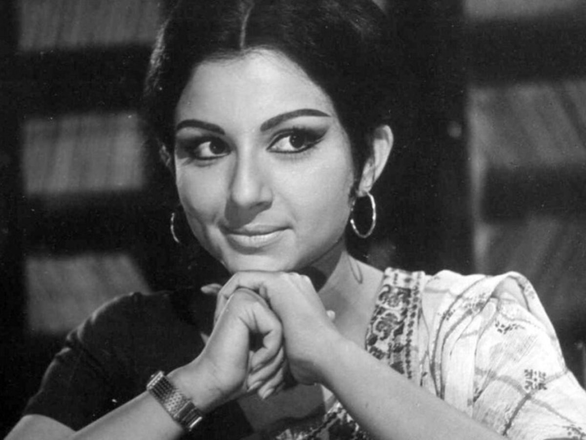 sharmila tagore - Photo Gallery