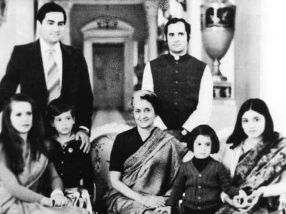 sanjay gandhi lovestory - Photo Gallery