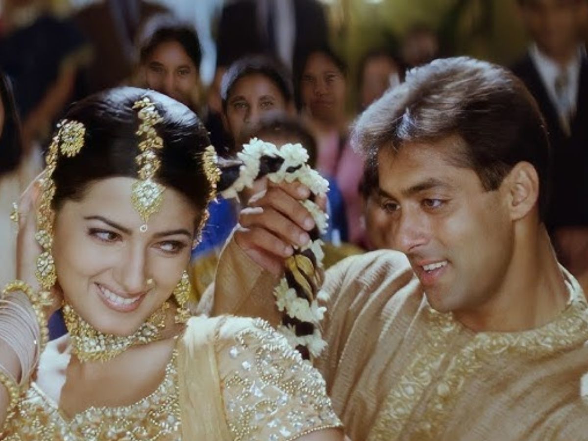 tujhko ham le jayenge - Photo Gallery