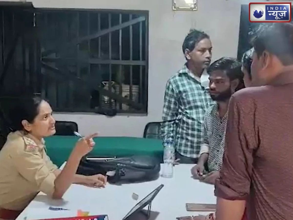 सात फेरे लेकर दूल्हे के साथ निकली दुल्हन, रास्ते में चार लोगों ने रोका और फिर फिल्मी अंदाज में हुई गायब