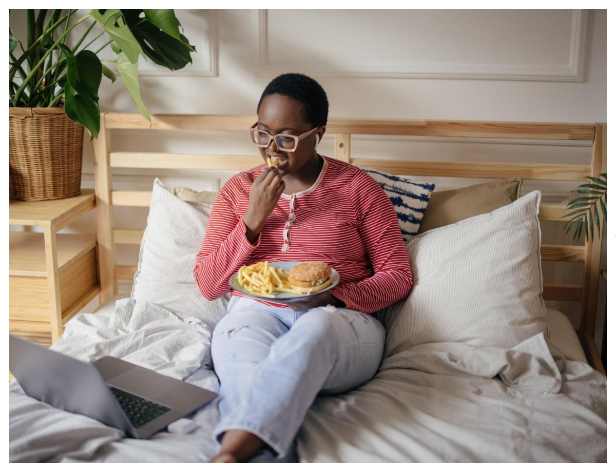 Eating while sitting on the bed is considered inauspicious - Photo Gallery