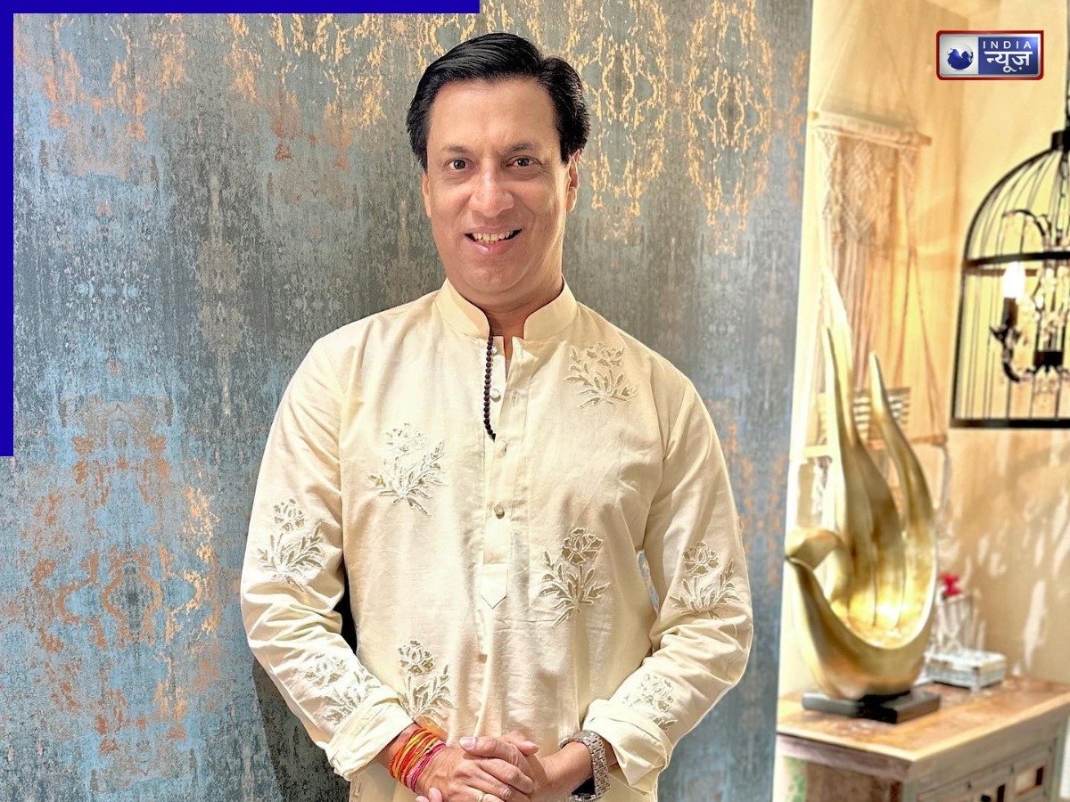 Madhur Bhandarkar: करीना कपूर की ड्रेस से भी कम बजट में बनी थी ‘चांदनी बार’, जिसने मधुर भंडारकर को दी नई पहचान