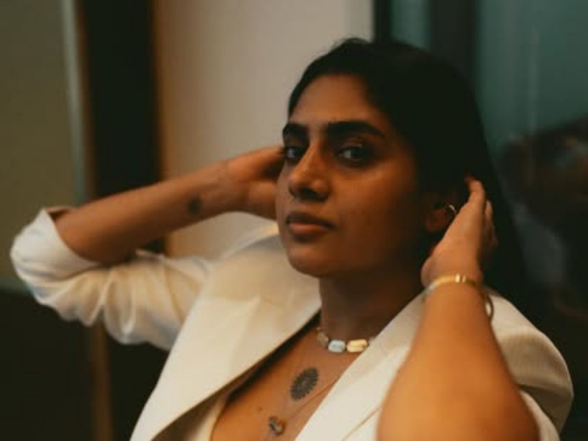 NIMISHA SAJAYAN - Photo Gallery