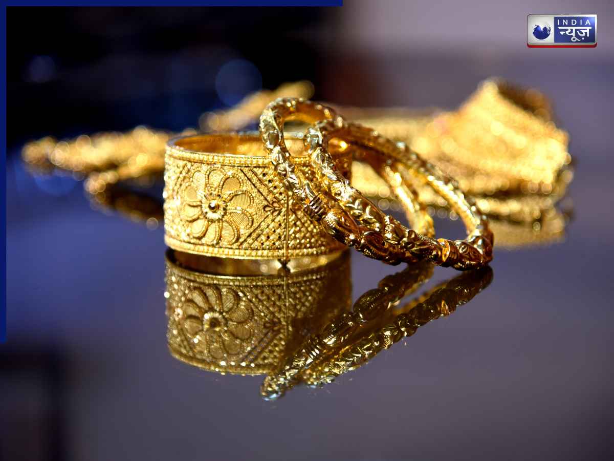 Delhi Gold Rate Today 25 September 2026: सोना खरीदने वालों के लिए बड़ी खबर! दिल्ली में आज फिर बढ़े गोल्ड के दाम, देखें 24-22 कैरेट का भाव