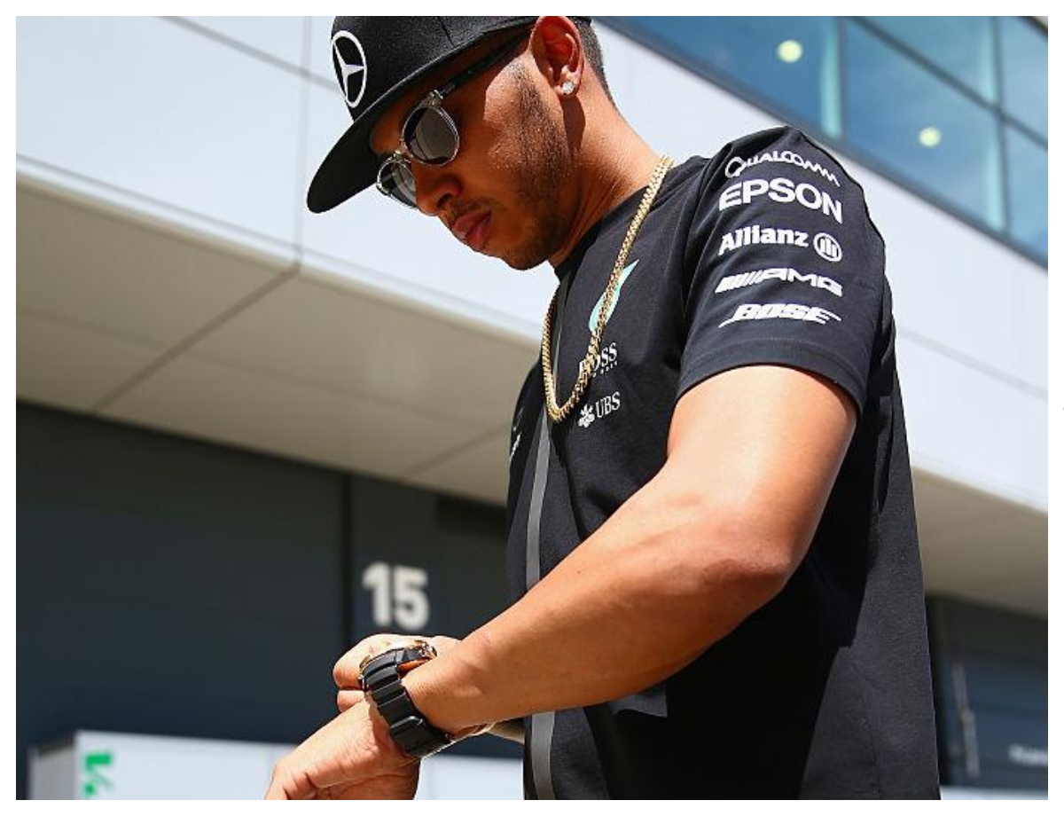 Are real watches ever worn in F1? - Photo Gallery
