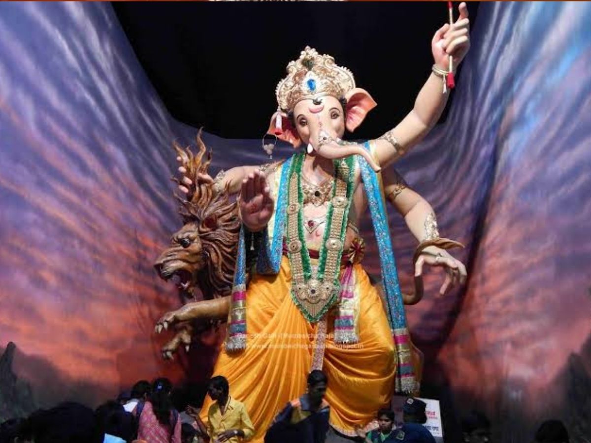 ganesh gali puja pandal - Photo Gallery